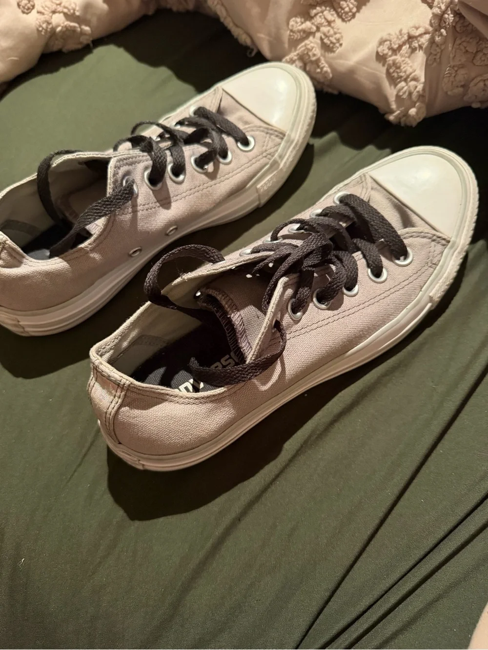 Converse 7 Casual Low-Top Canvas Sneakers